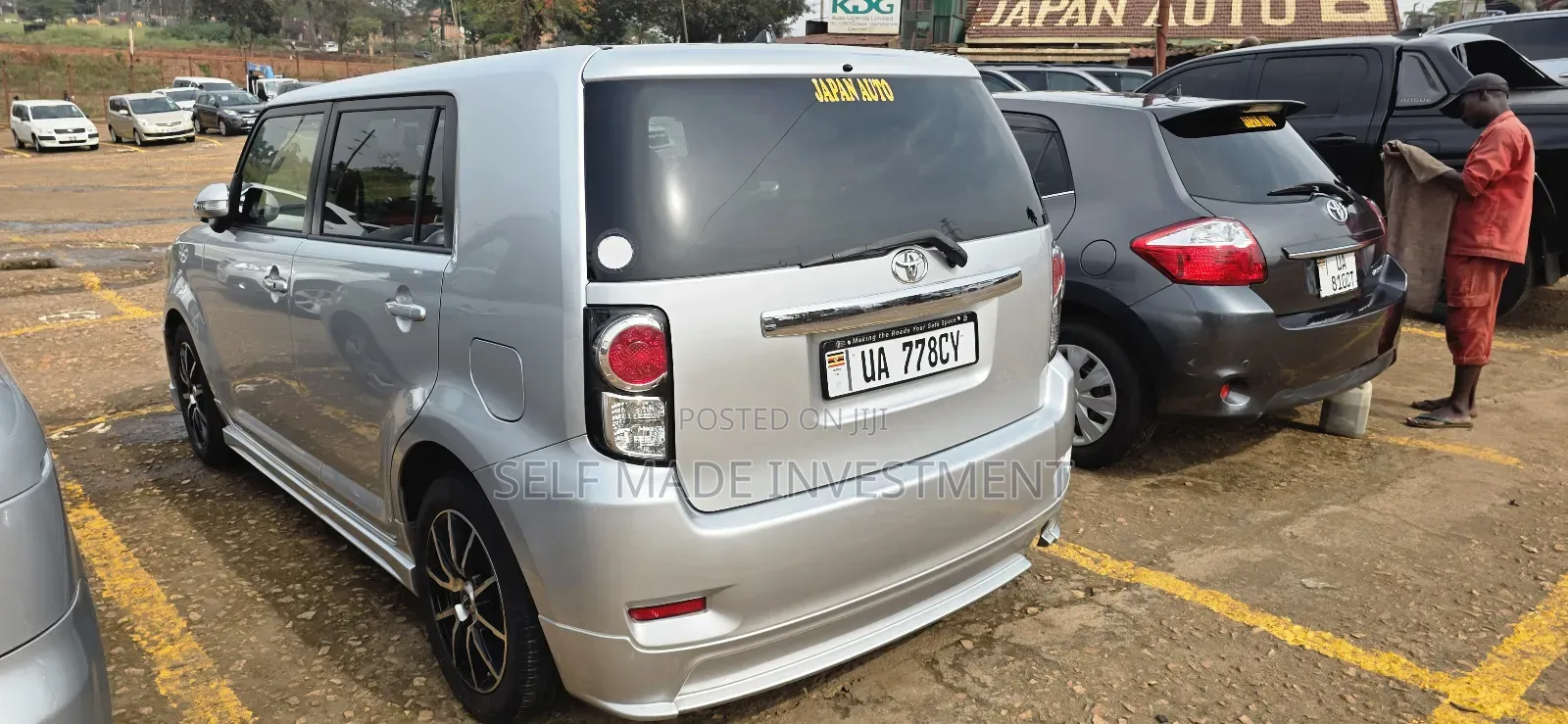 Toyota Corolla Rumion 2011 Silver