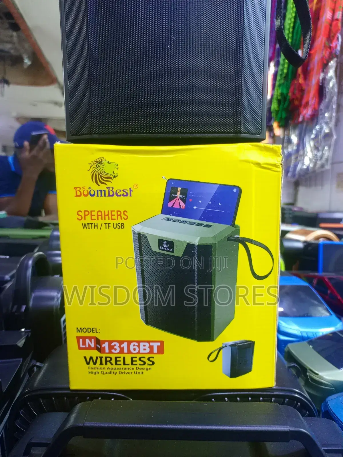 Boombest Wireless Bluetooth Speaker With Tf/Usb/Radio - Multicolor