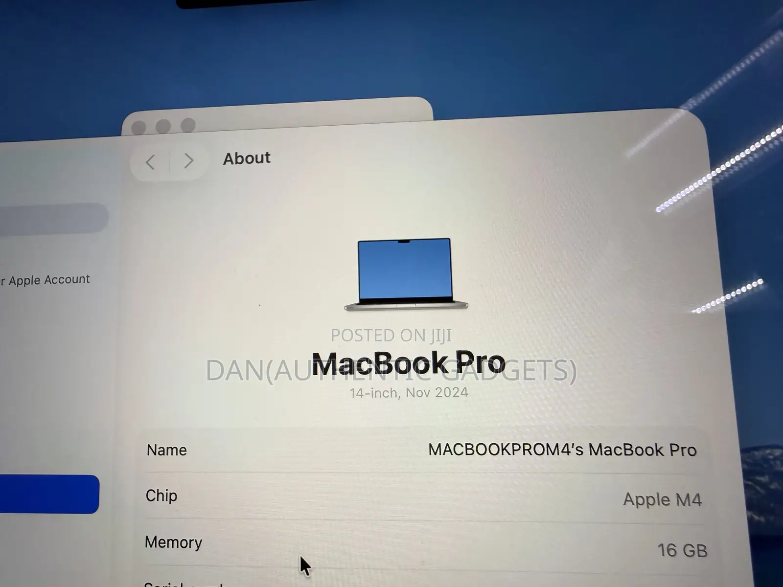 New Laptop Apple MacBook Pro 2024 M4 14-Inch 16GB Apple M4 SSD 512GB