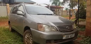 Toyota Gaia 2005 Gray