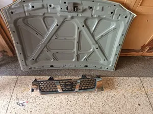 New Bonet With Grille Nissan Hard Body 2004