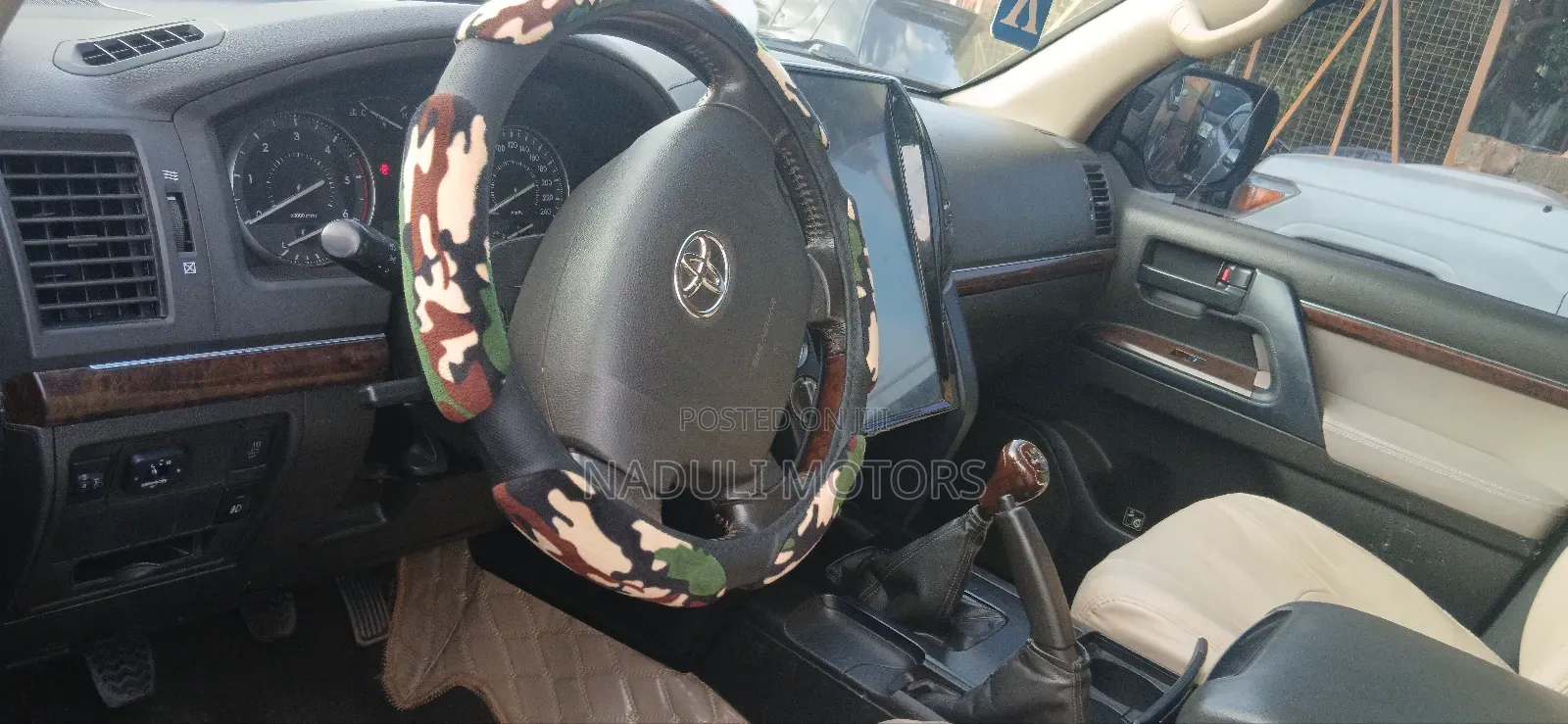 Toyota Land Cruiser 4.5 V8 TD GX-R 2010 Black