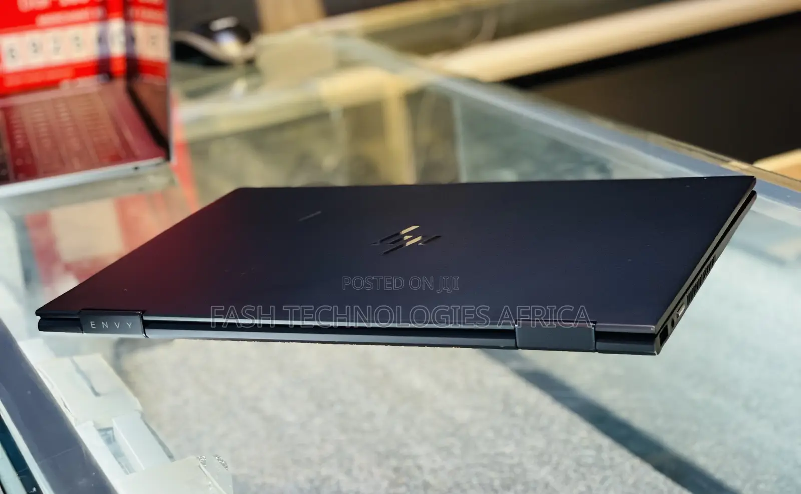New Laptop HP Envy 13 8GB AMD Ryzen 7 SSD 256GB