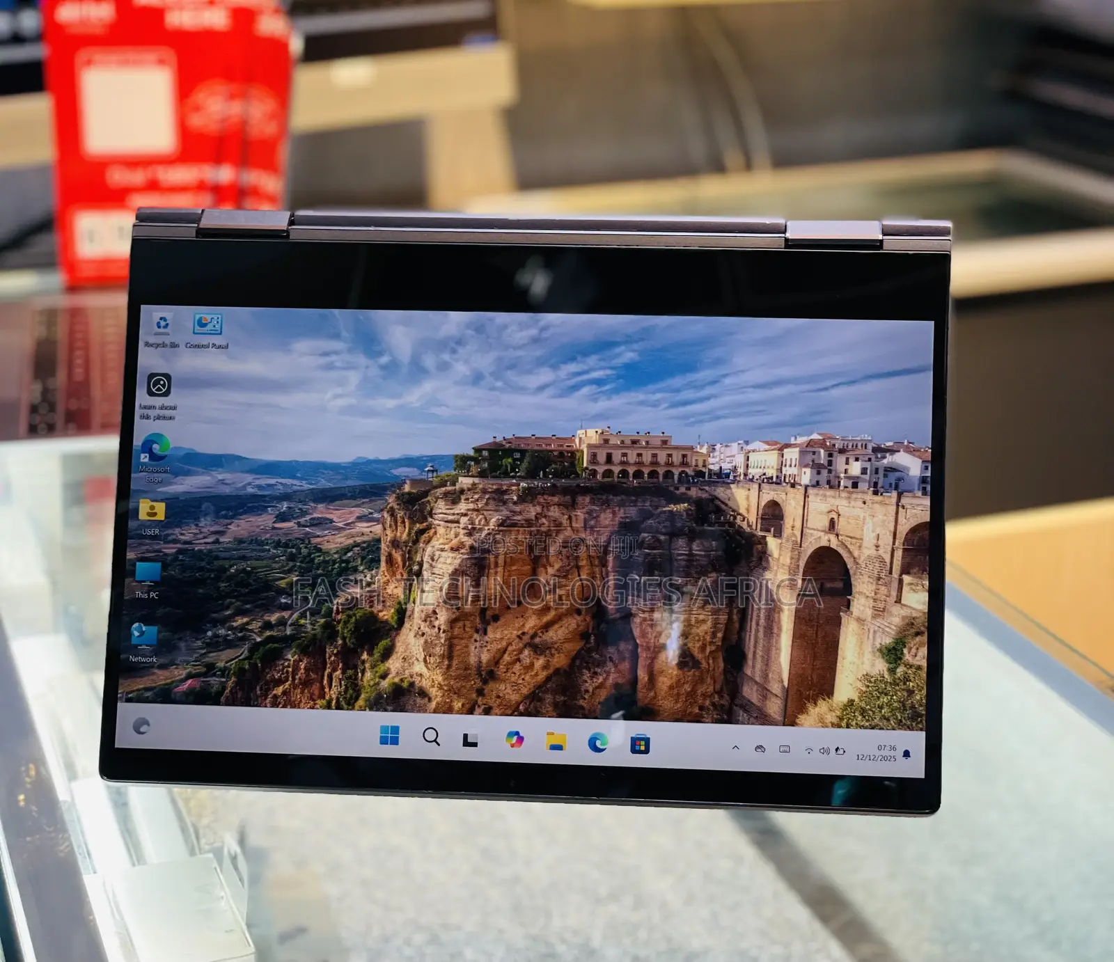 New Laptop HP Envy 13 8GB AMD Ryzen 7 SSD 256GB