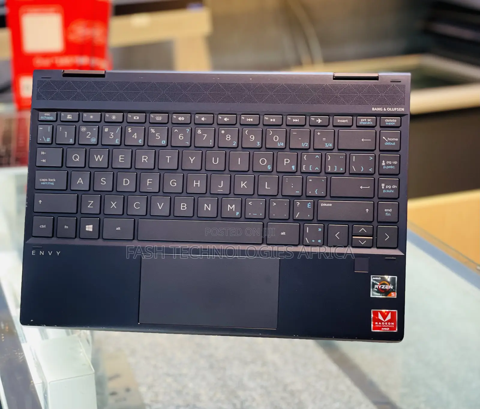 New Laptop HP Envy 13 8GB AMD Ryzen 7 SSD 256GB