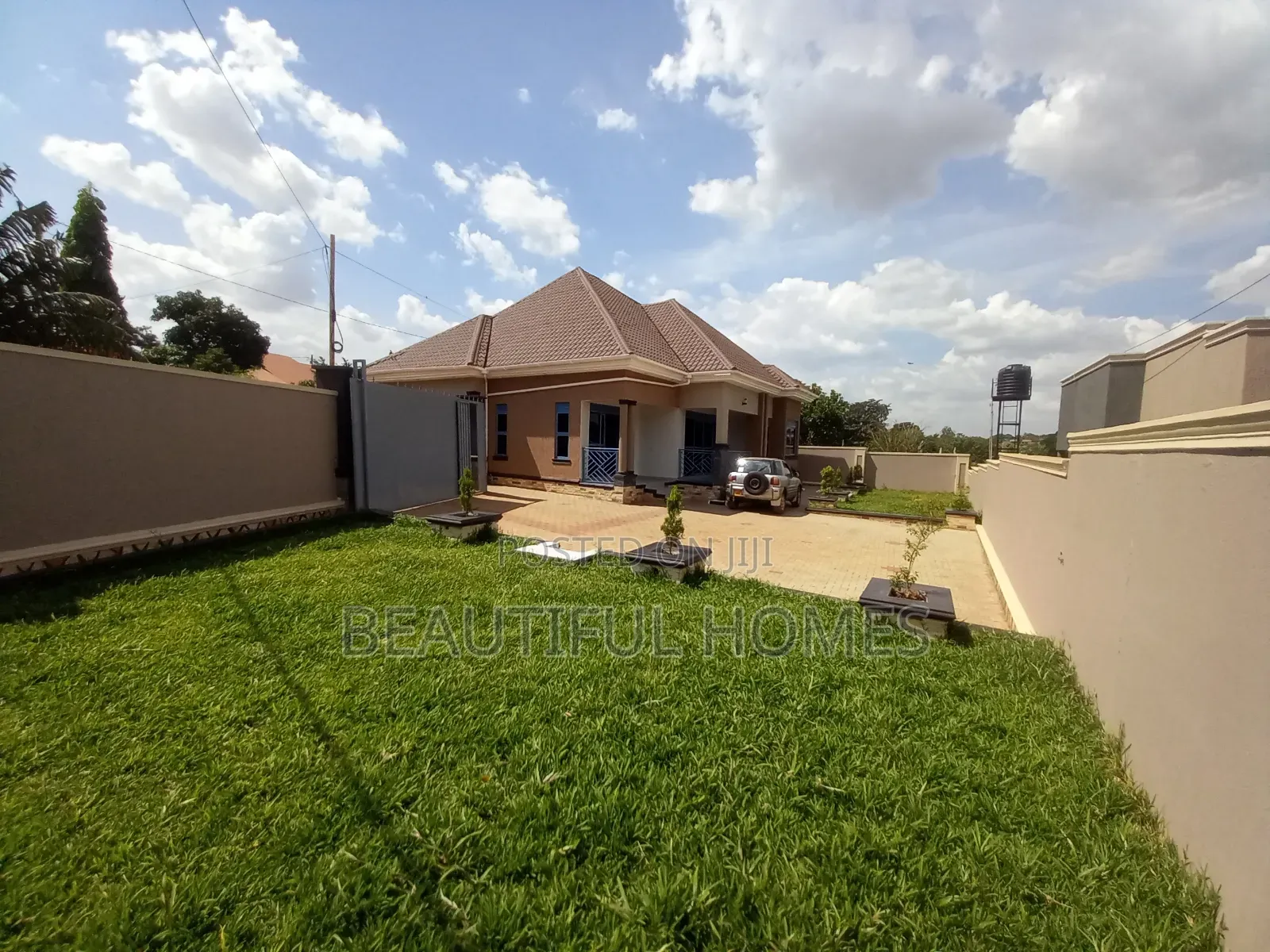 Furnished 4bdrm House in Kira for sale
