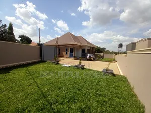 Furnished 4bdrm House in Kira for sale