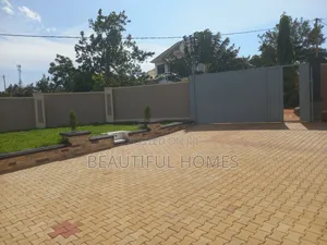 Furnished 4bdrm House in Kira for sale