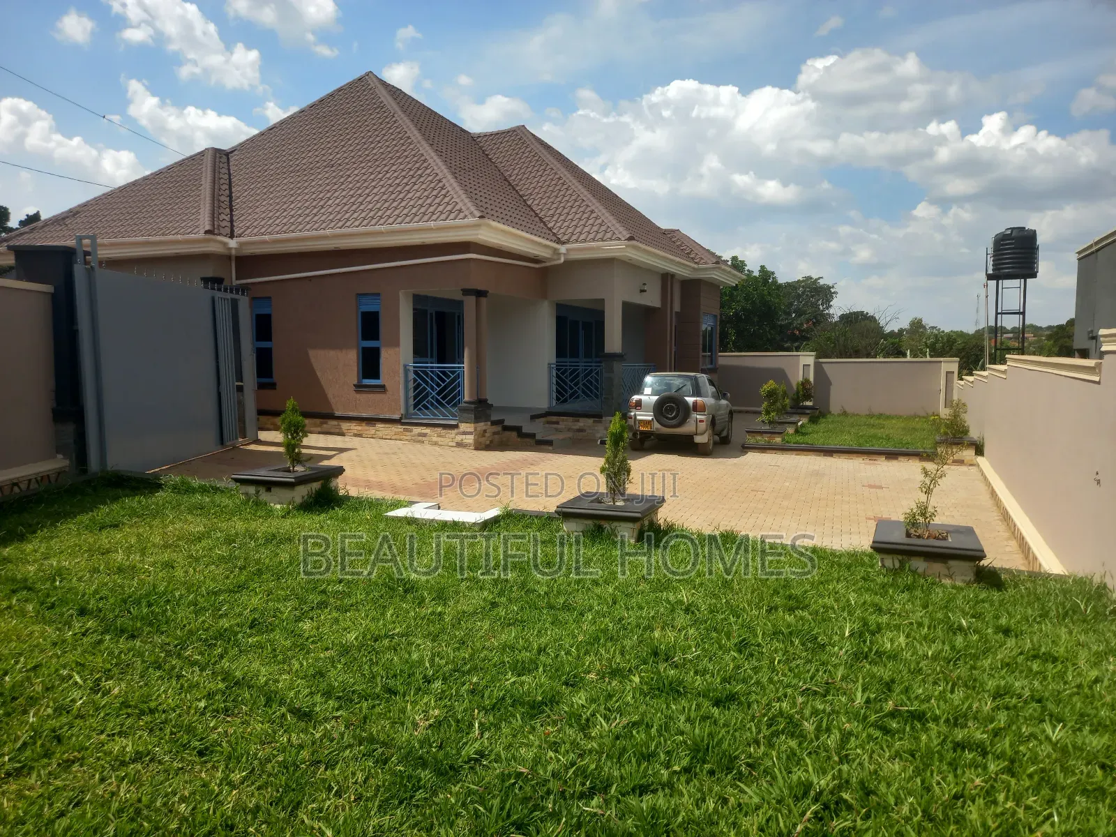 Furnished 4bdrm House in Kira for sale