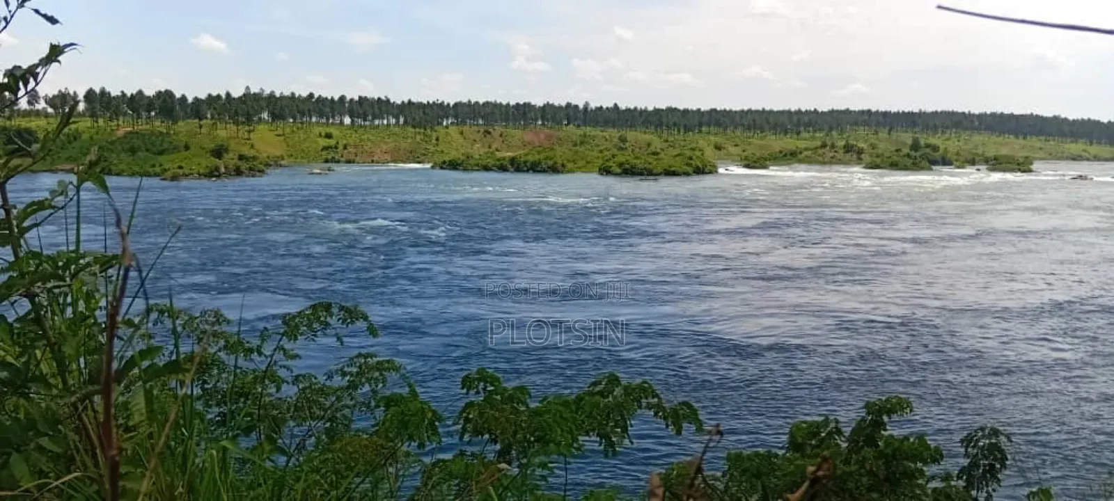 3 Acres Touching the River Nile,Kangulumira, Priced 190million Ugx.