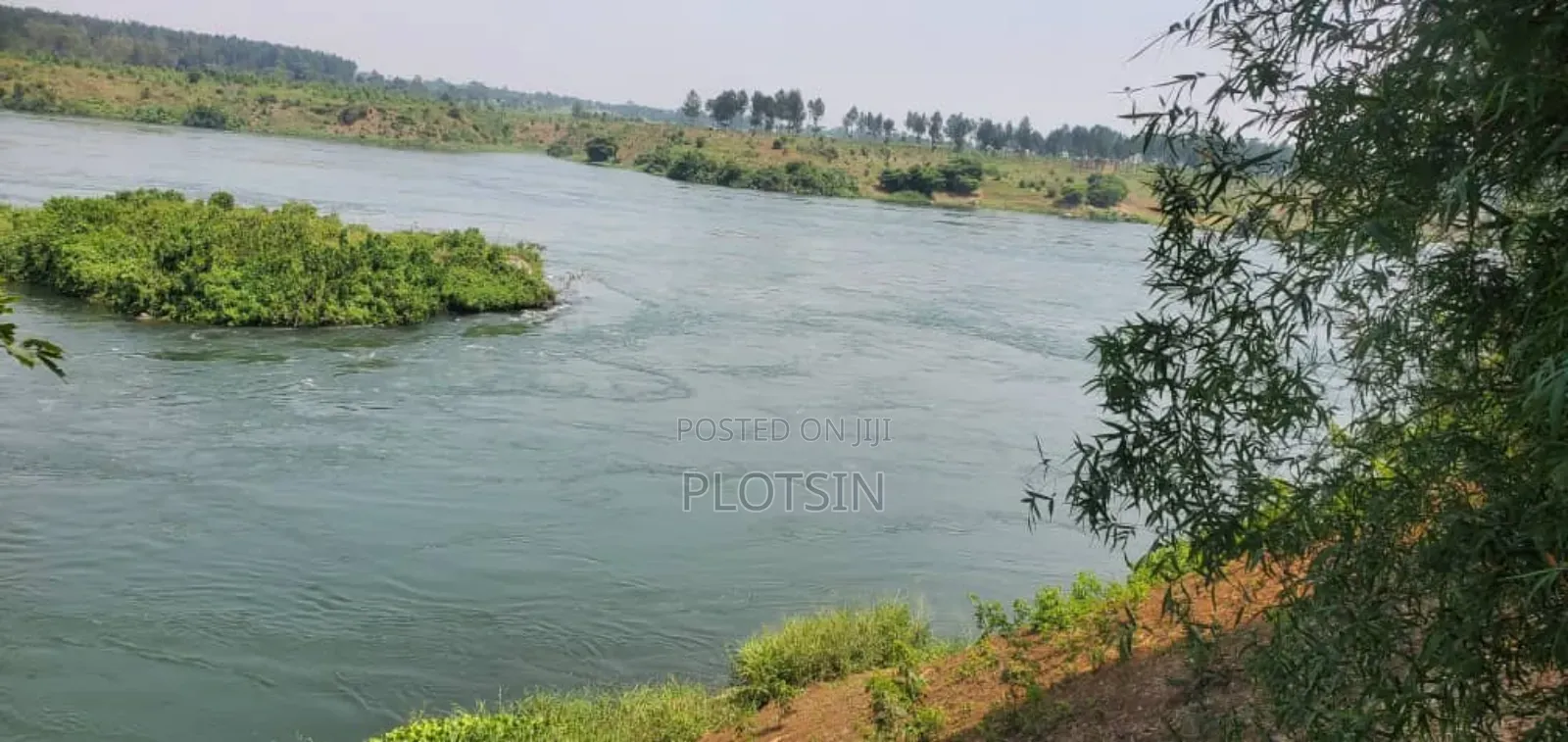 3 Acres Touching the River Nile,Kangulumira, Priced 190million Ugx.