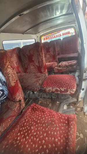 Toyota HiAce 1993 White