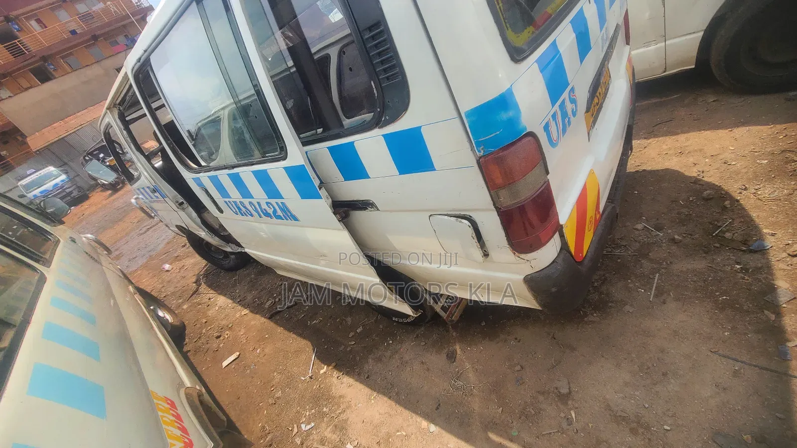 Toyota HiAce 1993 White