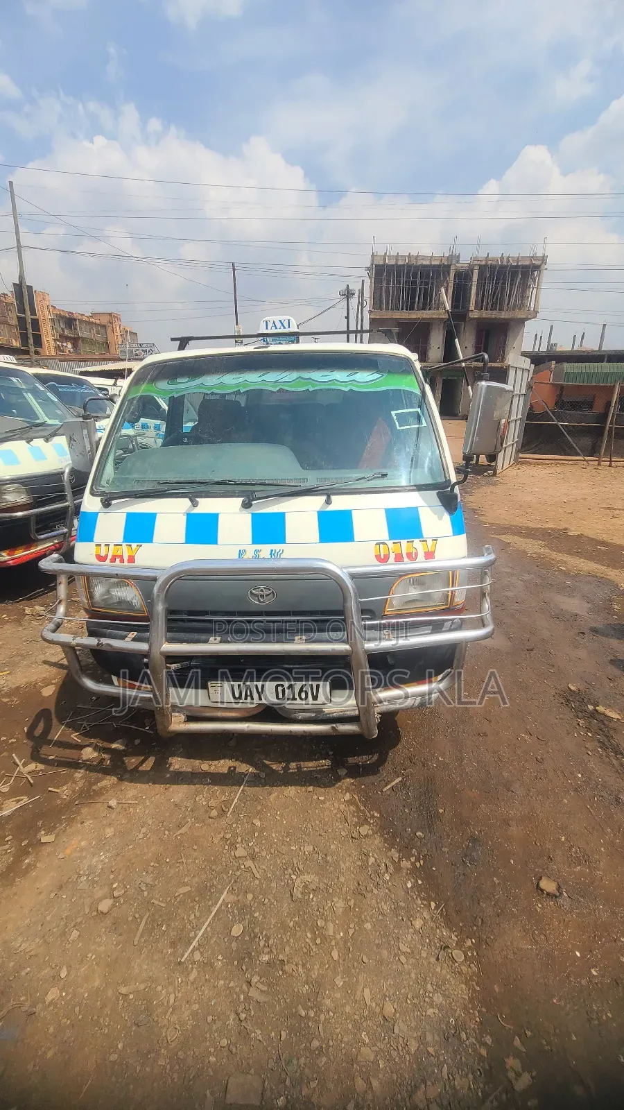 Toyota HiAce 1992 White