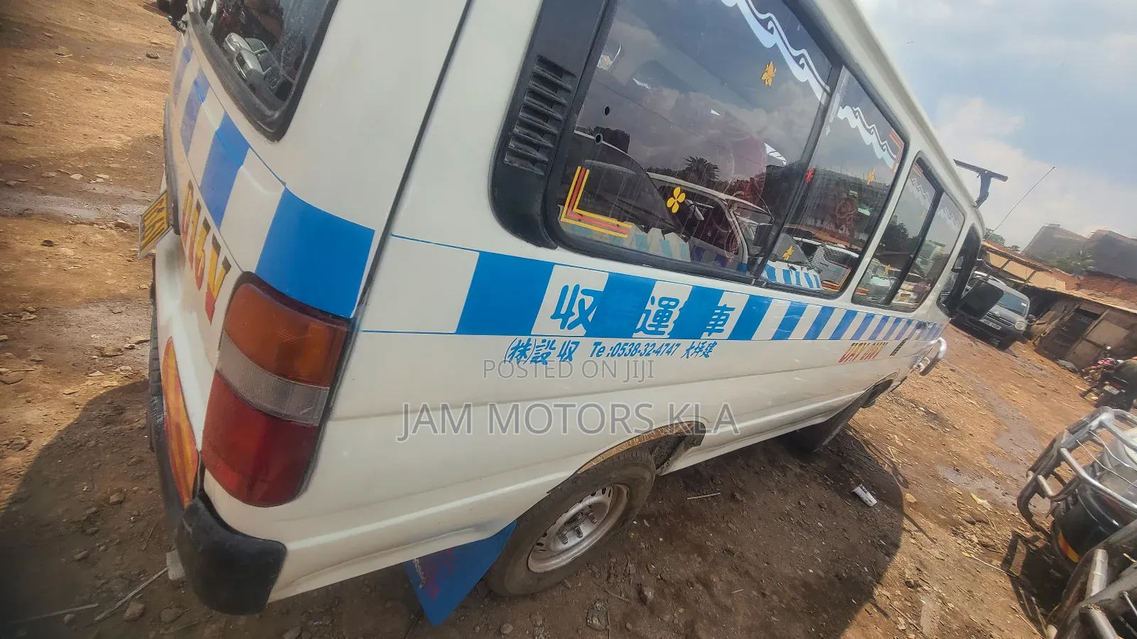 Toyota HiAce 1992 White