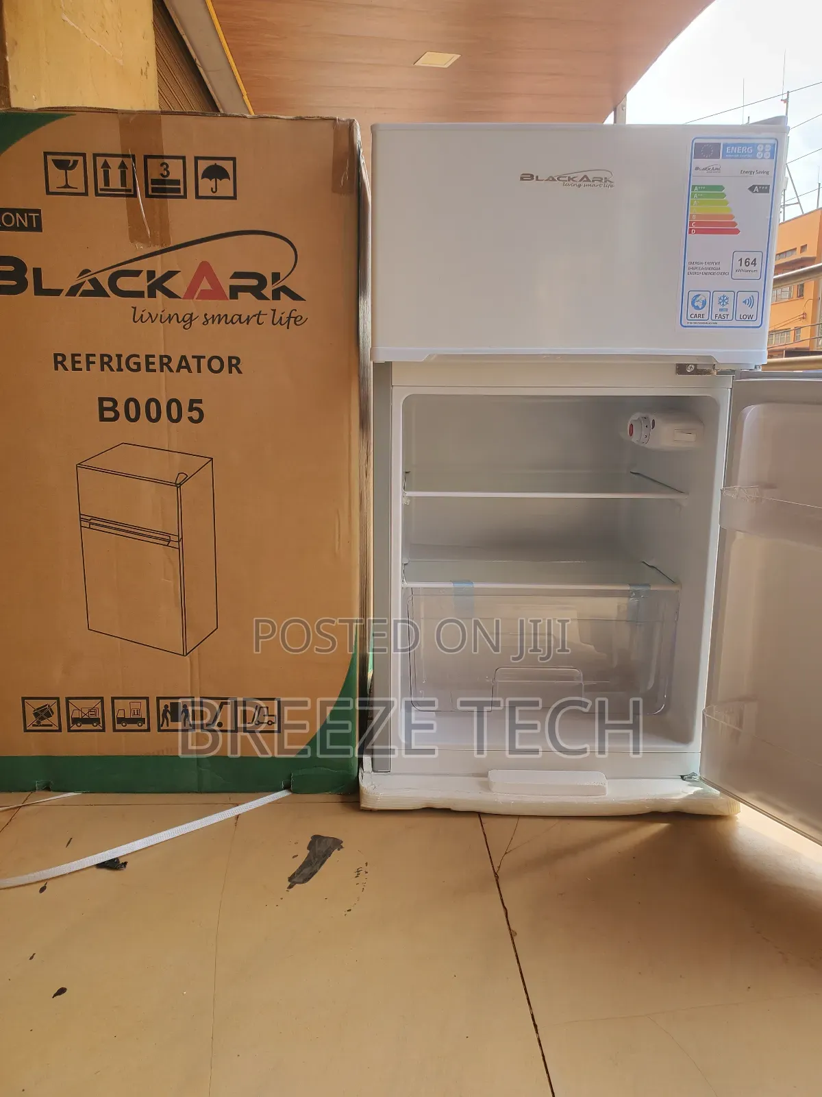 Blackark 130l Fridge