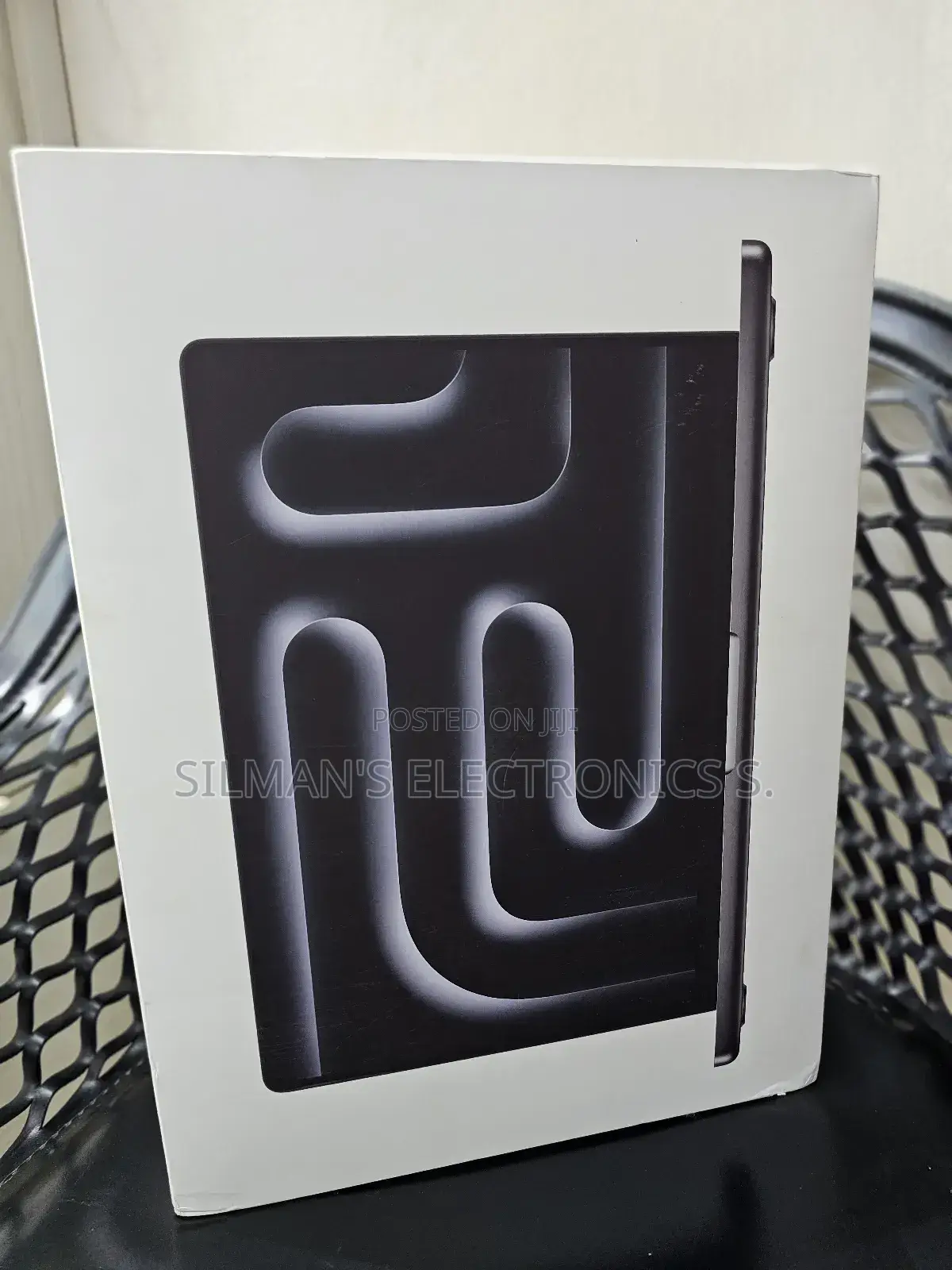 New Laptop Apple MacBook Pro 24GB Apple M5 SSD 1T