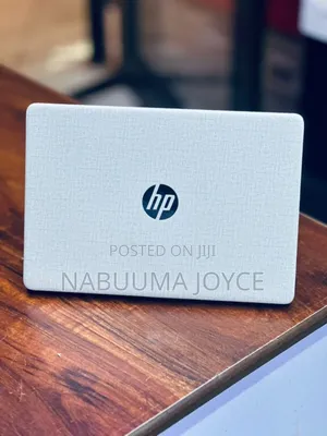 New Laptop HP 14S 8GB AMD Ryzen 7 SSD 256GB