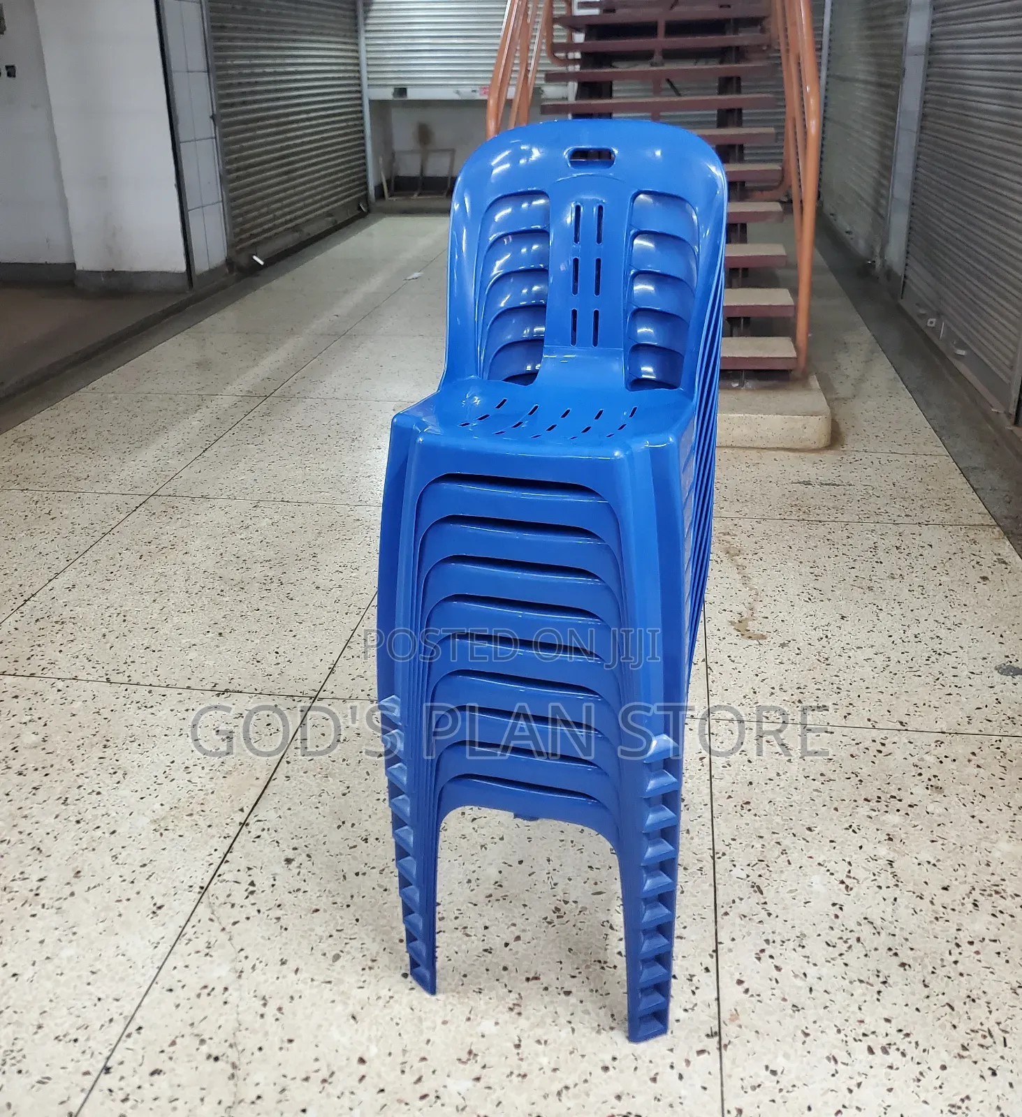 Depart Plastic Chairs Plastic Chairs