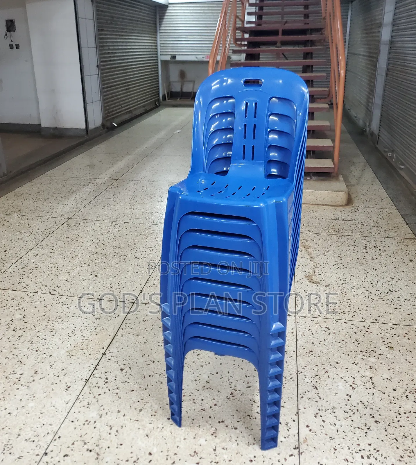 Depart Plastic Chairs Plastic Chairs