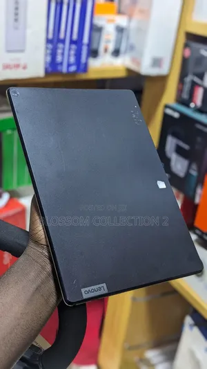 Lenovo Tab M10 32 GB Black