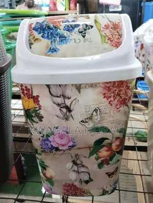 Plastic Waste Bin With a Flip Top Lid/Flowered