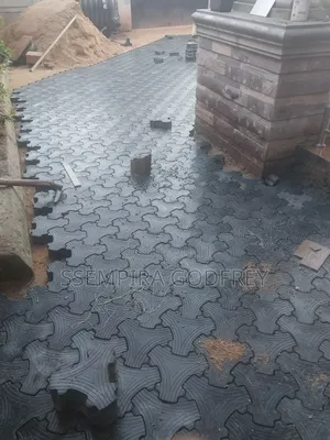 New Advanced Proffetional Installer for Pavers at Only 7000perqm