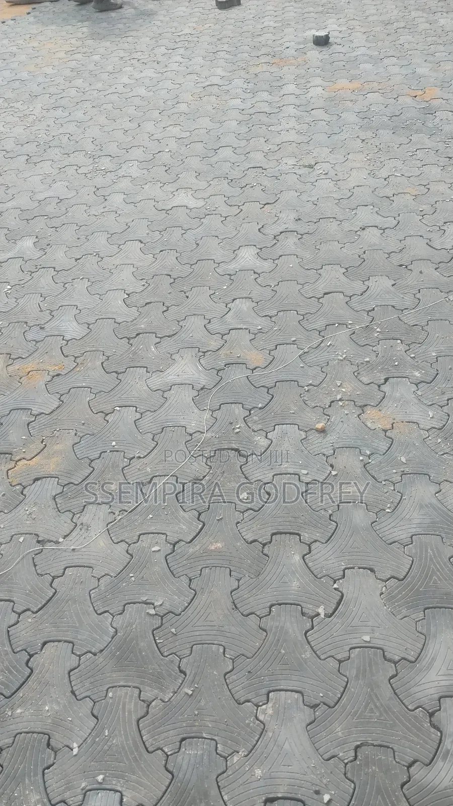 New Advanced Proffetional Installer for Pavers at Only 7000perqm