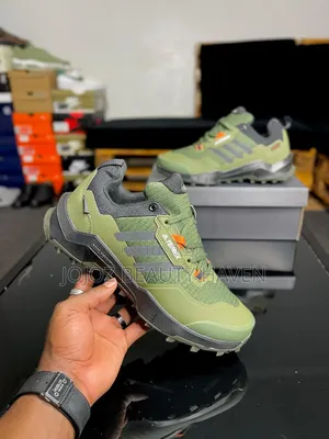 Men's Sneakers Green, Cream 40-45