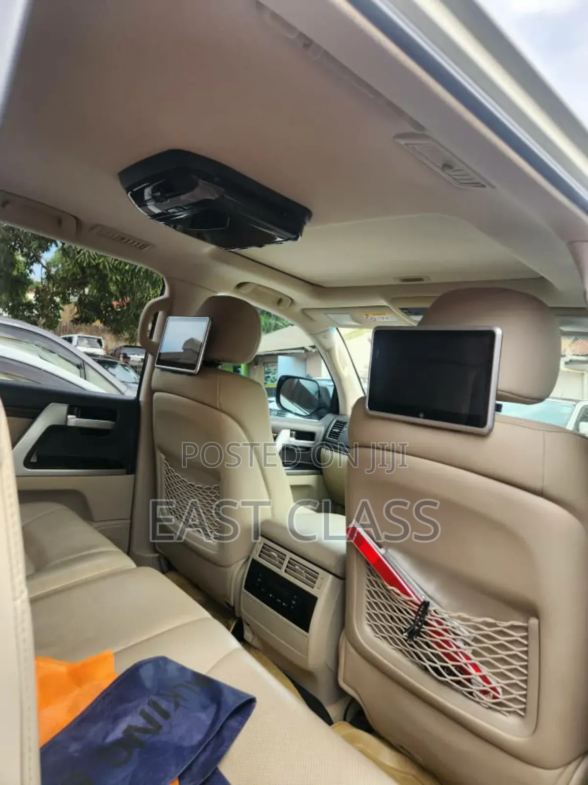 Toyota Land Cruiser 2019 White