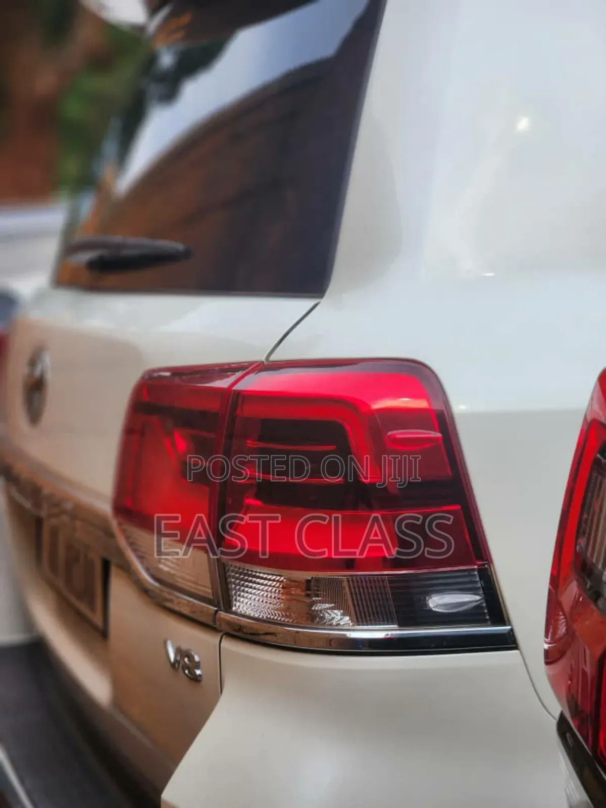 Toyota Land Cruiser 2019 White