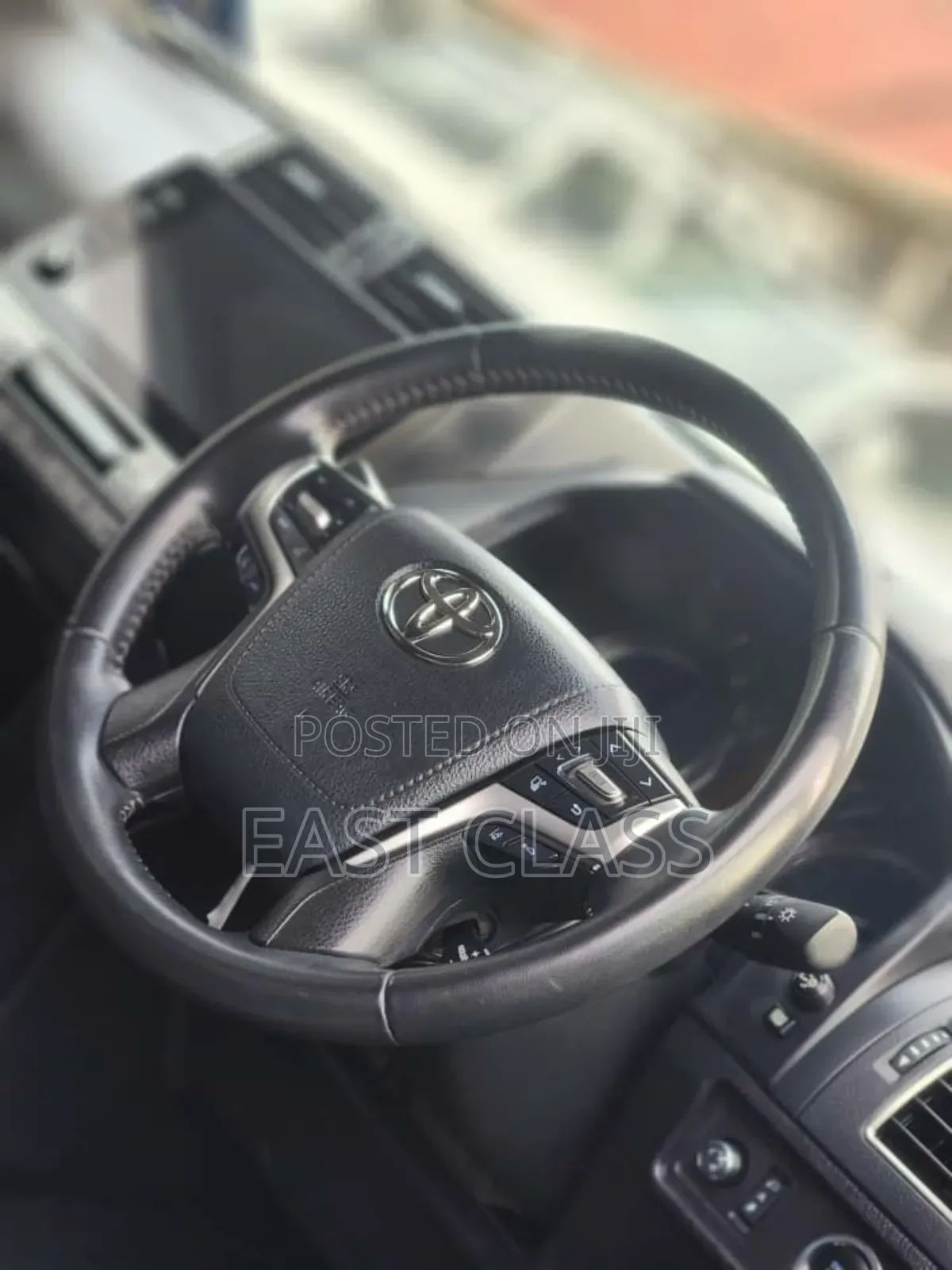 Toyota Land Cruiser Prado 2.8 2020 Black
