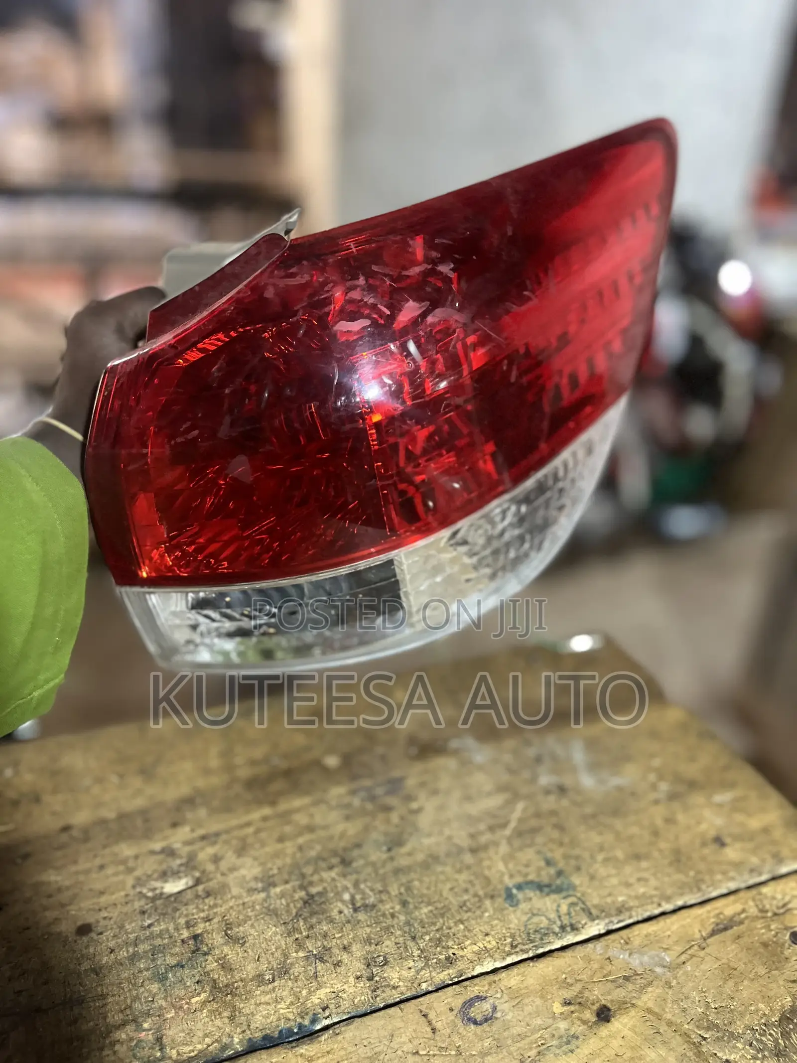 Wish 2010 Backlight (Rear Light)