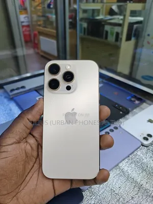 Apple iPhone 16 Pro 128 GB Gold