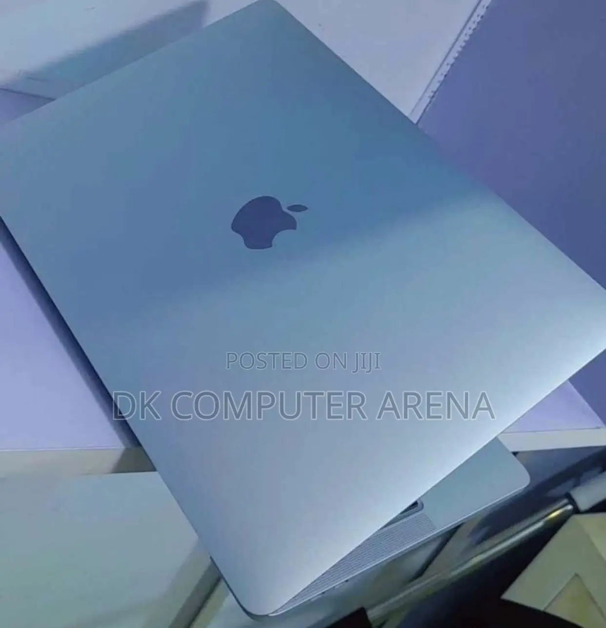 Laptop Apple MacBook Pro 2022 M2 16GB Apple M2 SSD 512GB