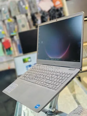 Laptop Dell Inspiron 15 3521 8GB Intel Core I5 SSD 512GB
