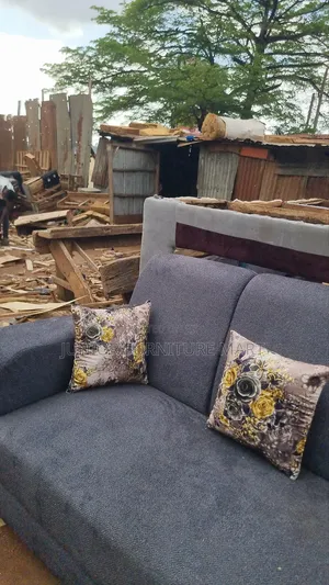 Simple Trending Sofa