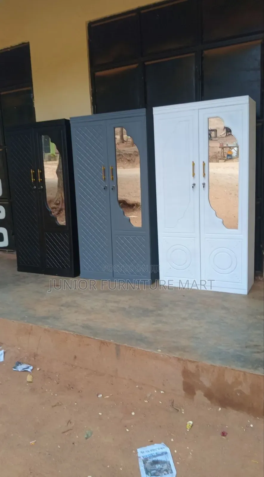Modern Wardrope