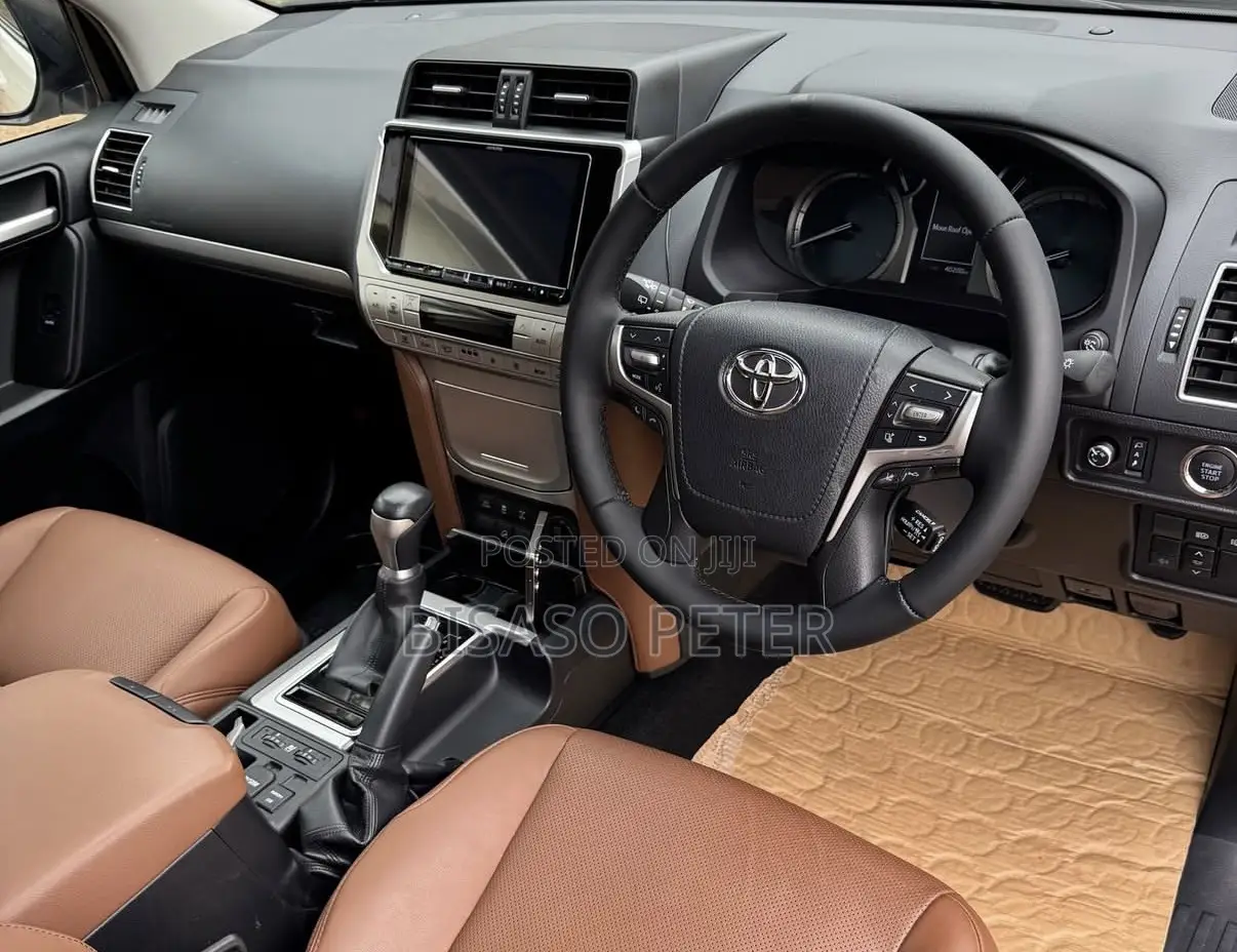 Toyota Land Cruiser Prado 2021 White