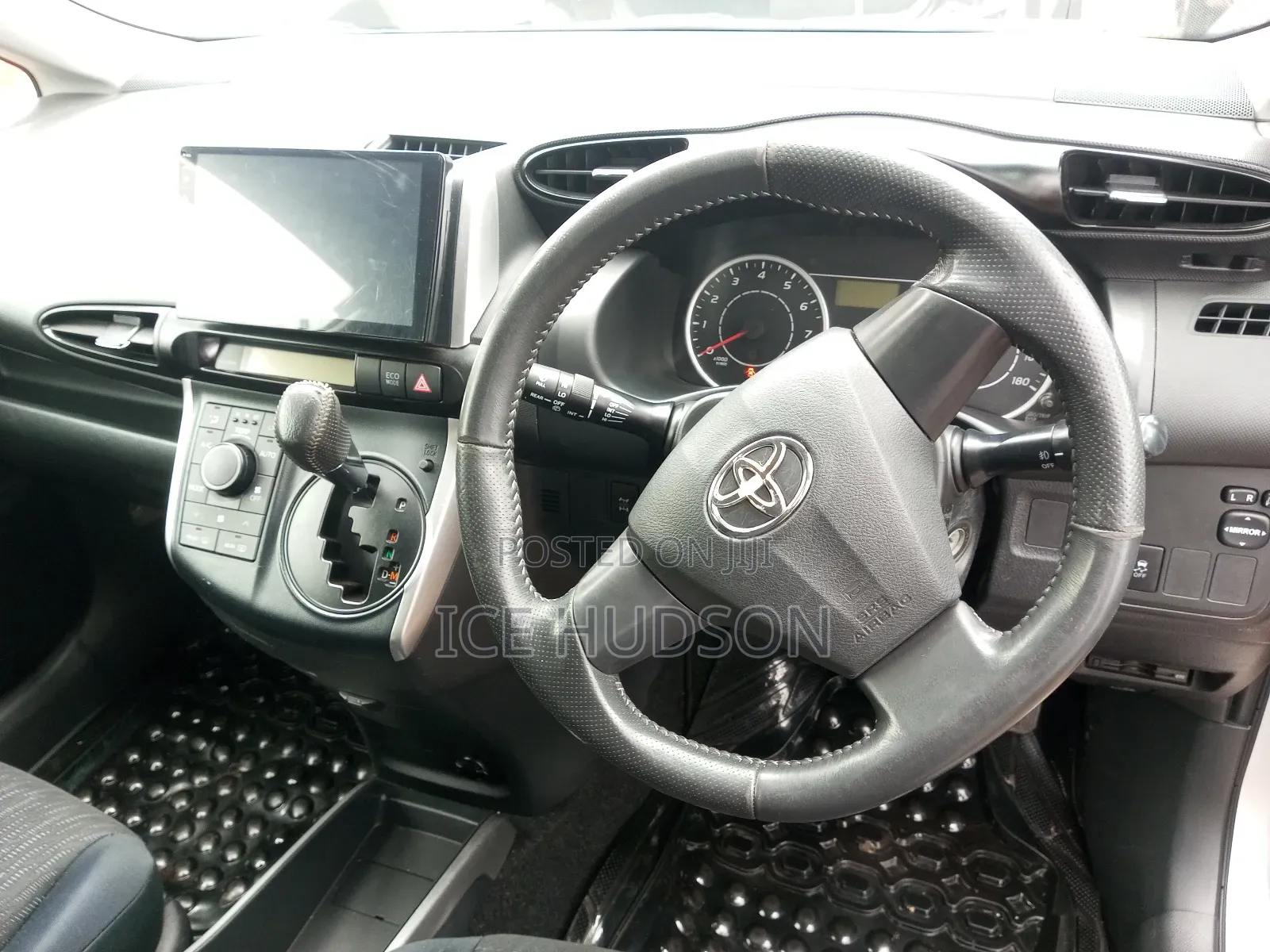 Toyota Wish 2012 Ivory