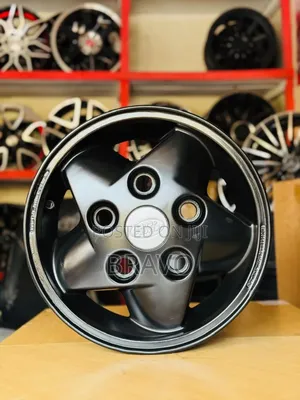Size 16 Rims for Land Rover Defender.