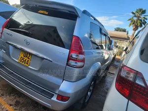 Toyota Land Cruiser Prado 2013 Silver