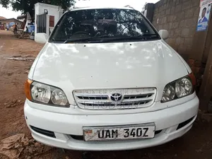 Toyota Ipsum 1999 White