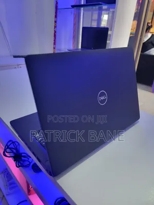 Laptop Dell Latitude 5300 8GB Intel Core I5 SSD 512GB
