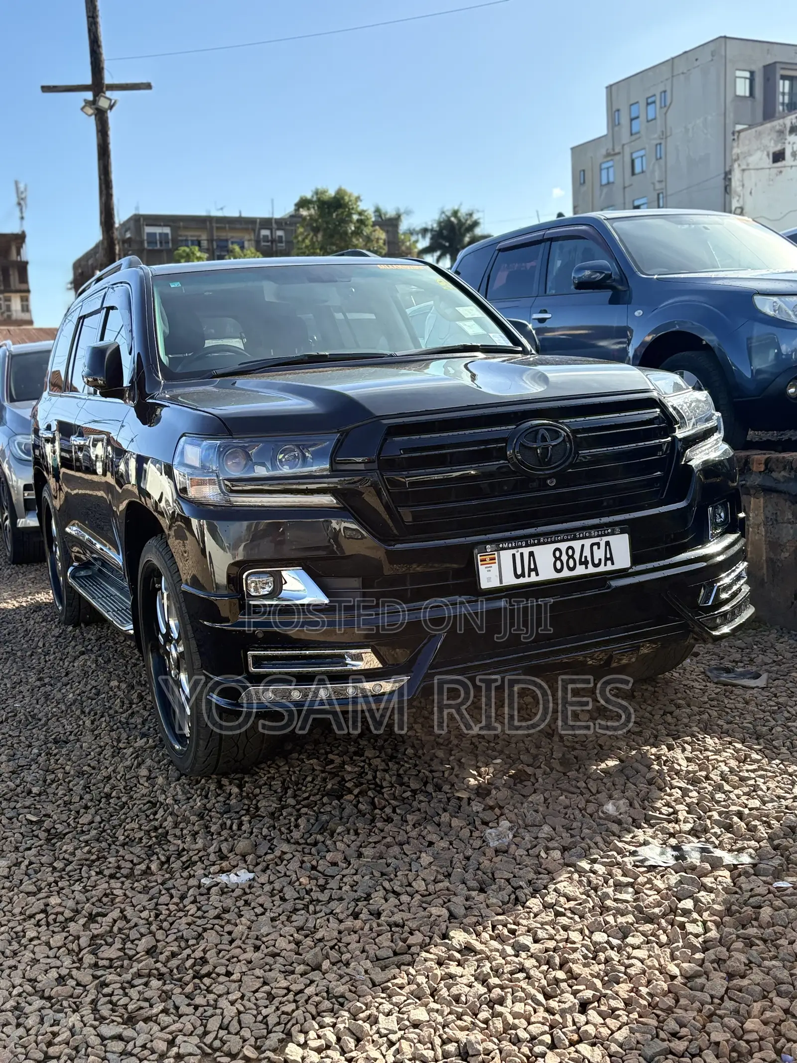 Toyota Land Cruiser 4.6 V8 ZX 2017 Black