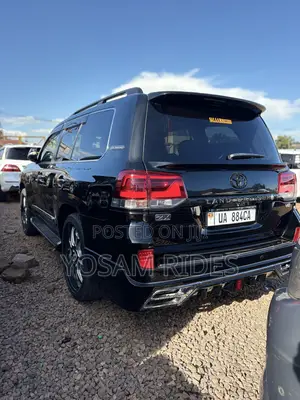 Toyota Land Cruiser 4.6 V8 ZX 2017 Black