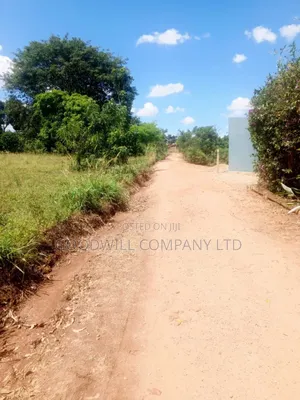 1.35 Acres of Land in Kiziri Kiwenda Gayaza Road