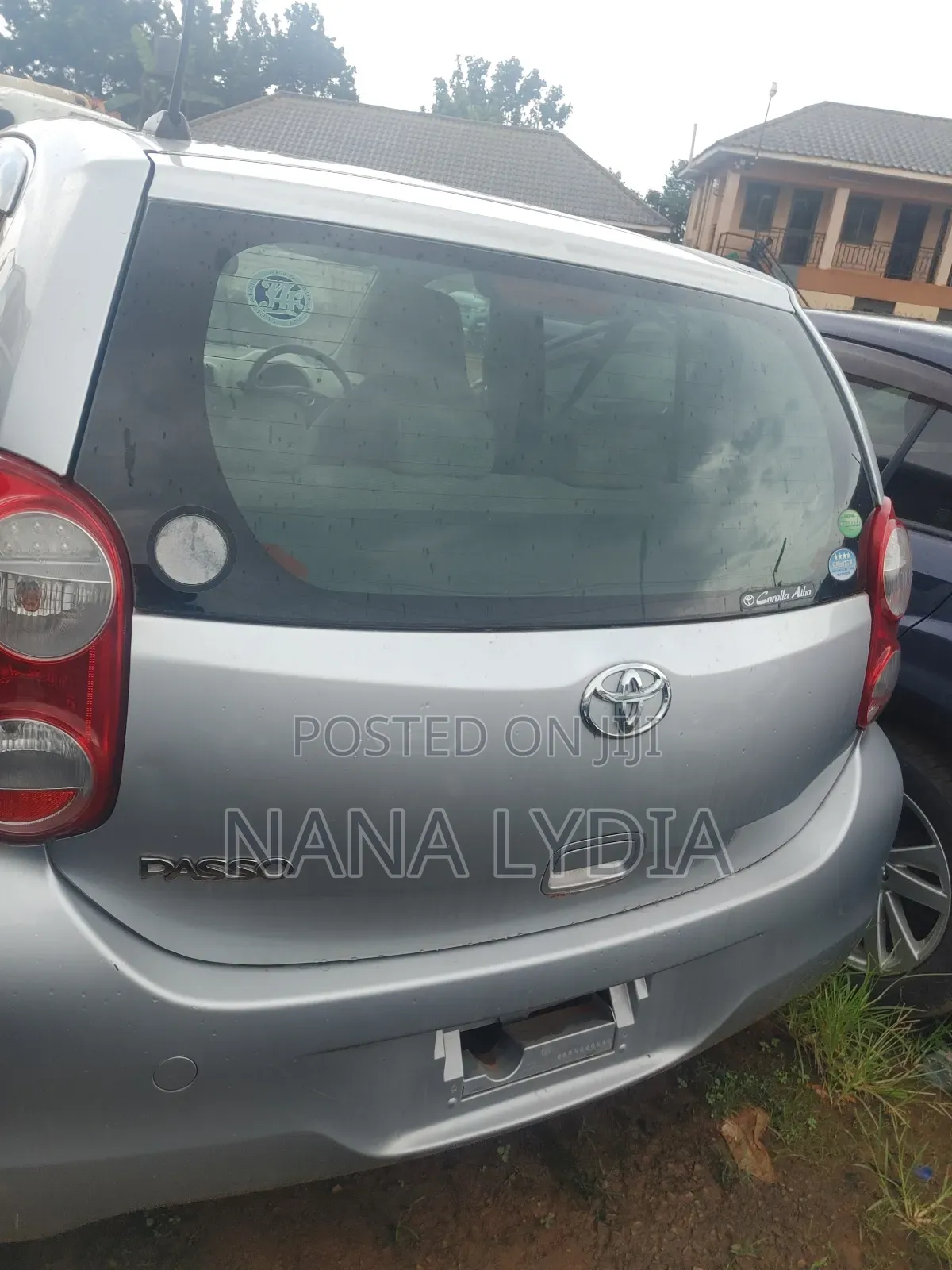 Toyota Passo 2010 Silver