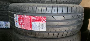 235/60r18 H/T Gt Radial Made in Indonesia