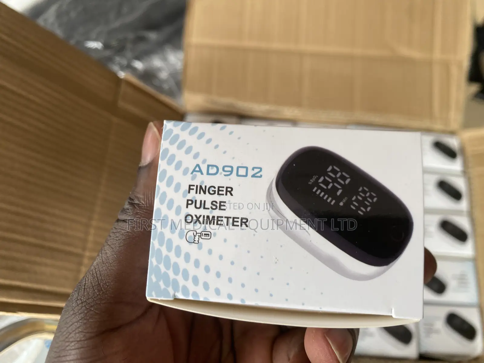 Adult High Quality Finger Tip Pulse Oximeter